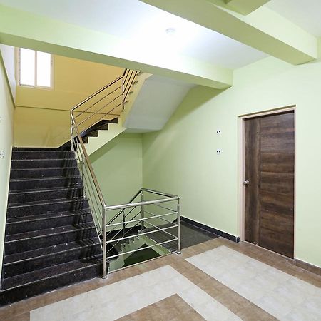 Oyo 11343 Hotel Sai International Bhuvanesvar Kültér fotó