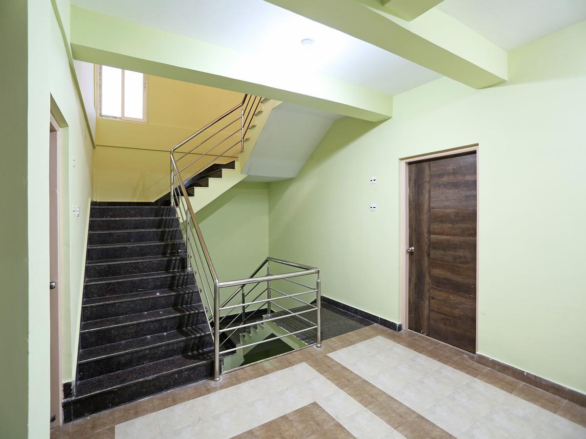 Oyo 11343 Hotel Sai International Bhuvanesvar Kültér fotó