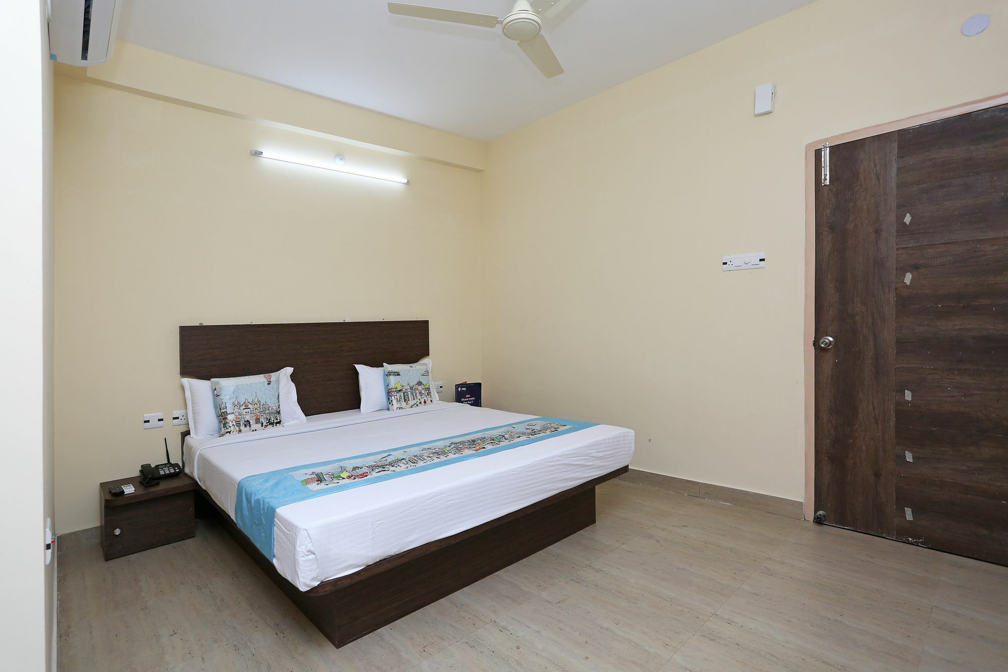 Oyo 11343 Hotel Sai International Bhuvanesvar Kültér fotó
